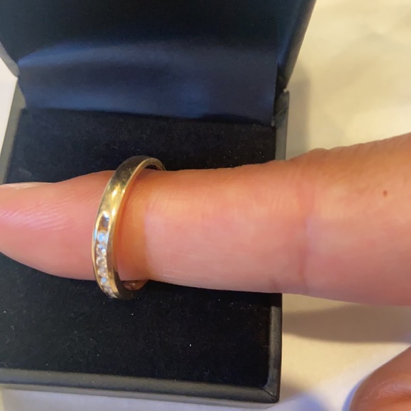 Beautiful Channel set 14k gold 1/4 CCTW size 7 - Picture 4 of 4